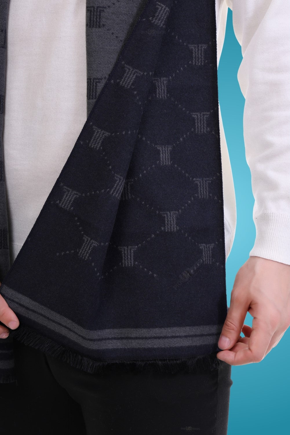 Pick Ur Needs Men's Muffler Check Desgin Premium Woolen Blend Fabric Stylish Look Muffler For Men