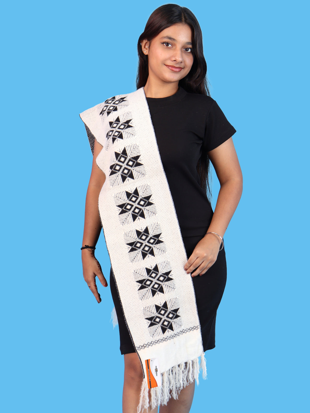 Pick Ur Needs Women & Girls Reversible Knitted Winter Muffler, Soft Warm Woollen Scarf with Geometric Pattern and Tassels, Lightweight Dual-Sided Winter Wrap