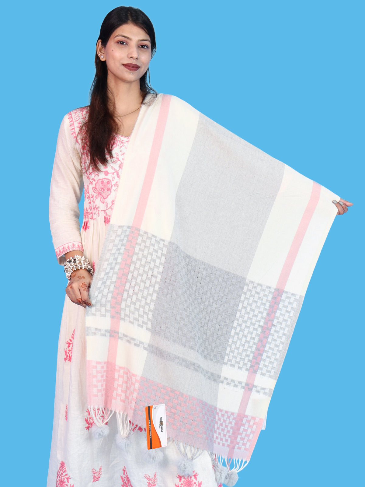 Pick Ur Needs Women Designer Winter Shawl with Geometric Checkered Pattern Shoulder Wrap with Tassels Stylish Stole for Girls Party, Casual & Ethnic Wear