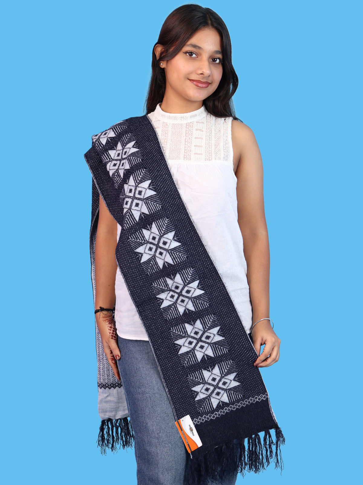 Pick Ur Needs Women & Girls Reversible Knitted Winter Muffler, Soft Warm Woollen Scarf with Geometric Pattern and Tassels, Lightweight Dual-Sided Winter Wrap