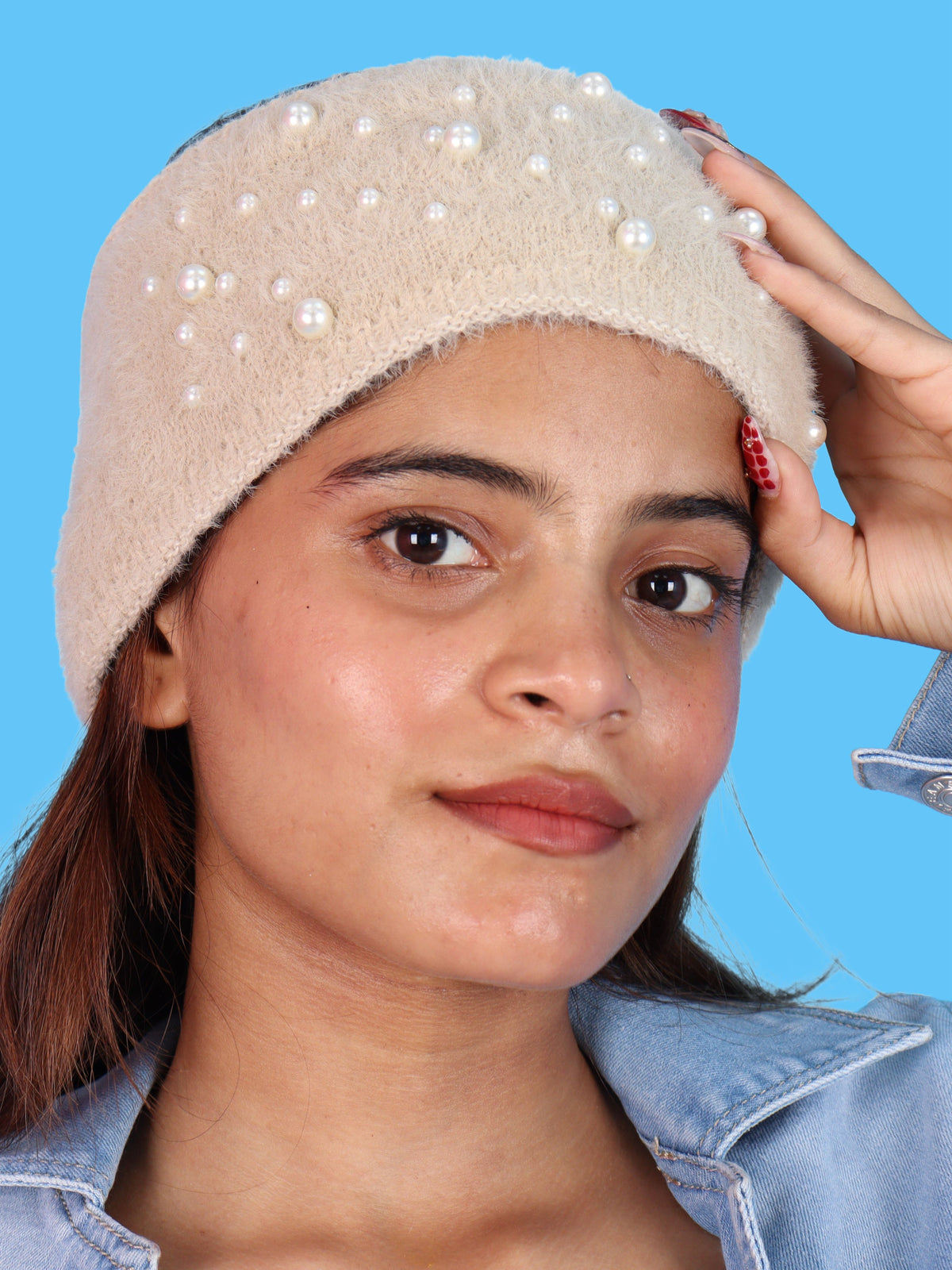 Pick Ur Needs Stylish & Cozy Pearl Embellished Winter Headband