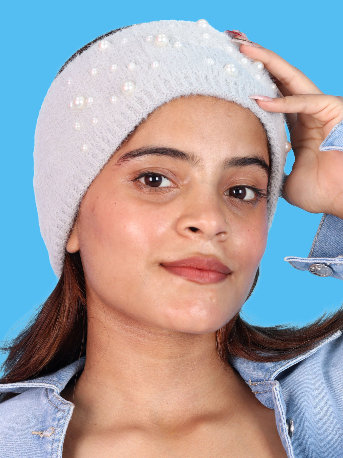 Pick Ur Needs Stylish & Cozy Pearl Embellished Winter Headband