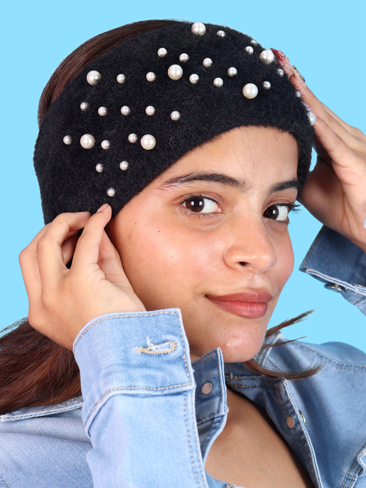 Pick Ur Needs Stylish & Cozy Pearl Embellished Winter Headband